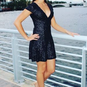 BLACK SEQUIN DRESS THE POPULATION MINIDRESS